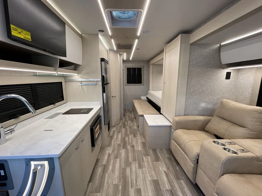 2026 Tiffin Wayfarer 25 XPW, Photos photo 8