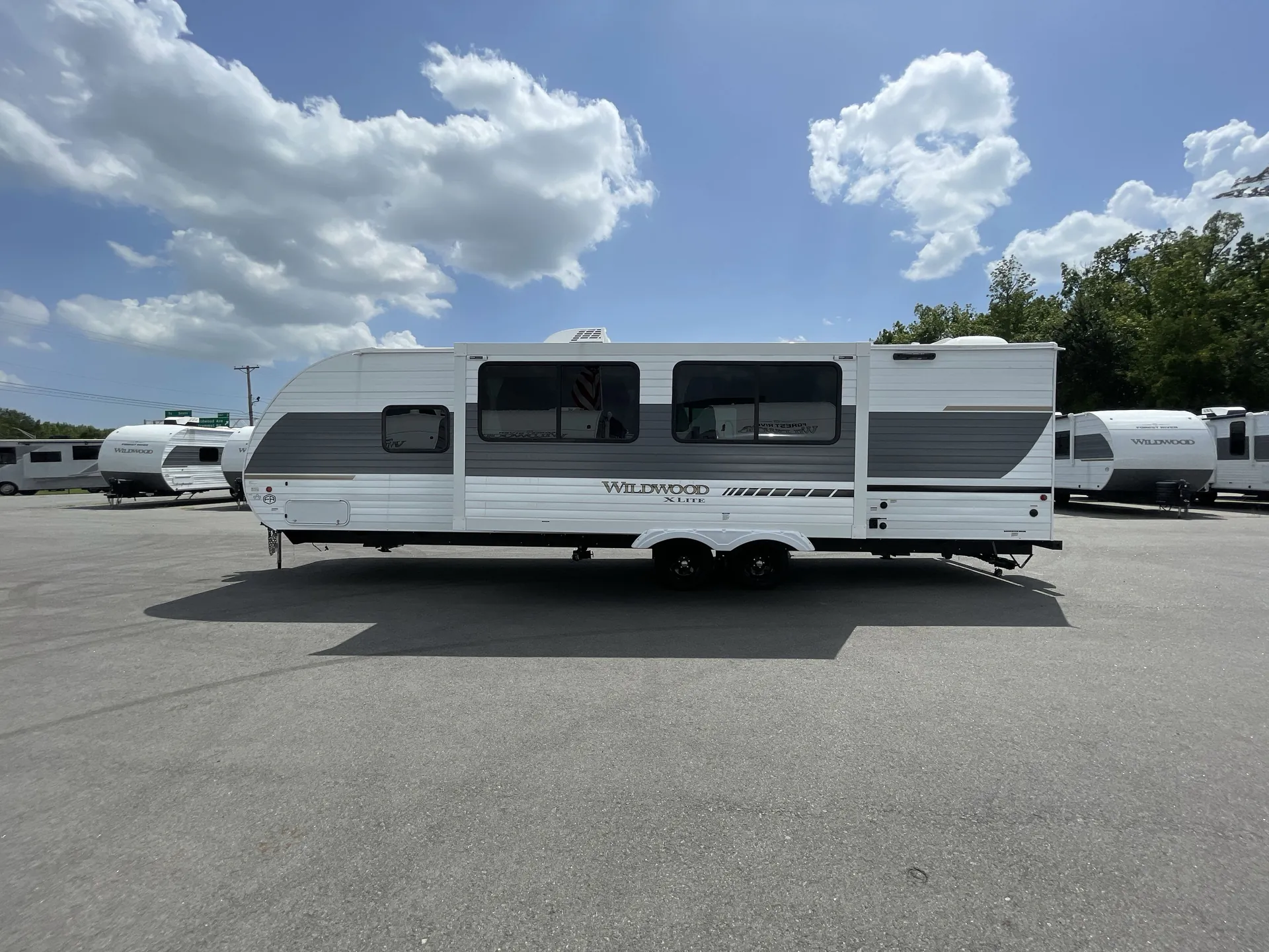 2026 Forest River Wildwood X-Lite 26ICE — campside