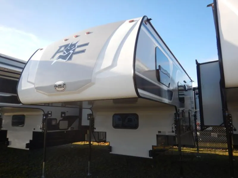 2026 Northwood Arctic Fox Camper 990 - Photo 2