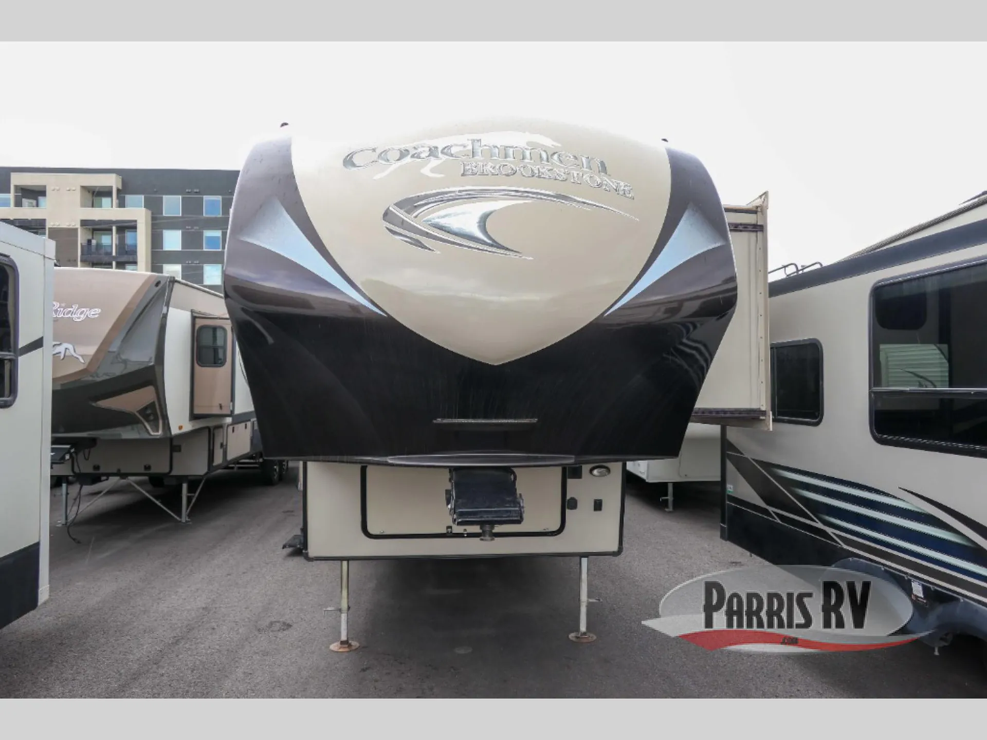 2017 Coachmen Brookstone 325RL - Photo 3