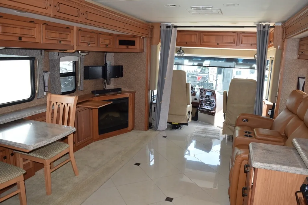 2014 Forest River Berkshire 390 FL, Photos photo 9