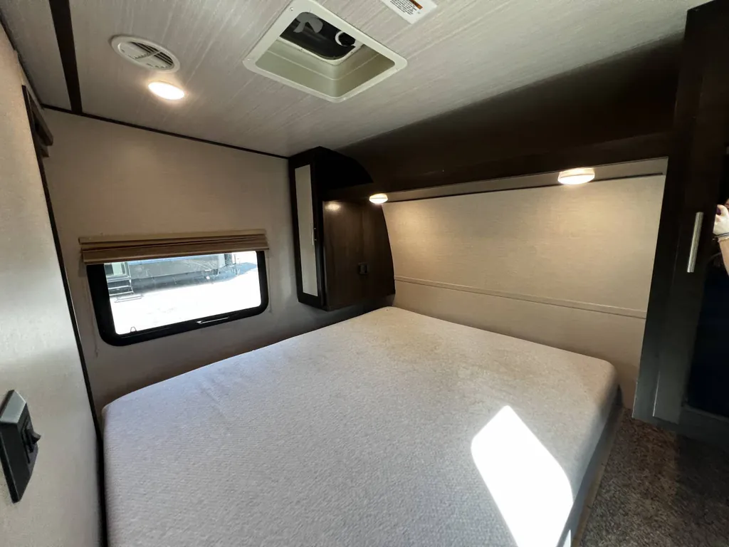 2019 Forest River XLR Hyperlite 30HDS, Photos photo 22