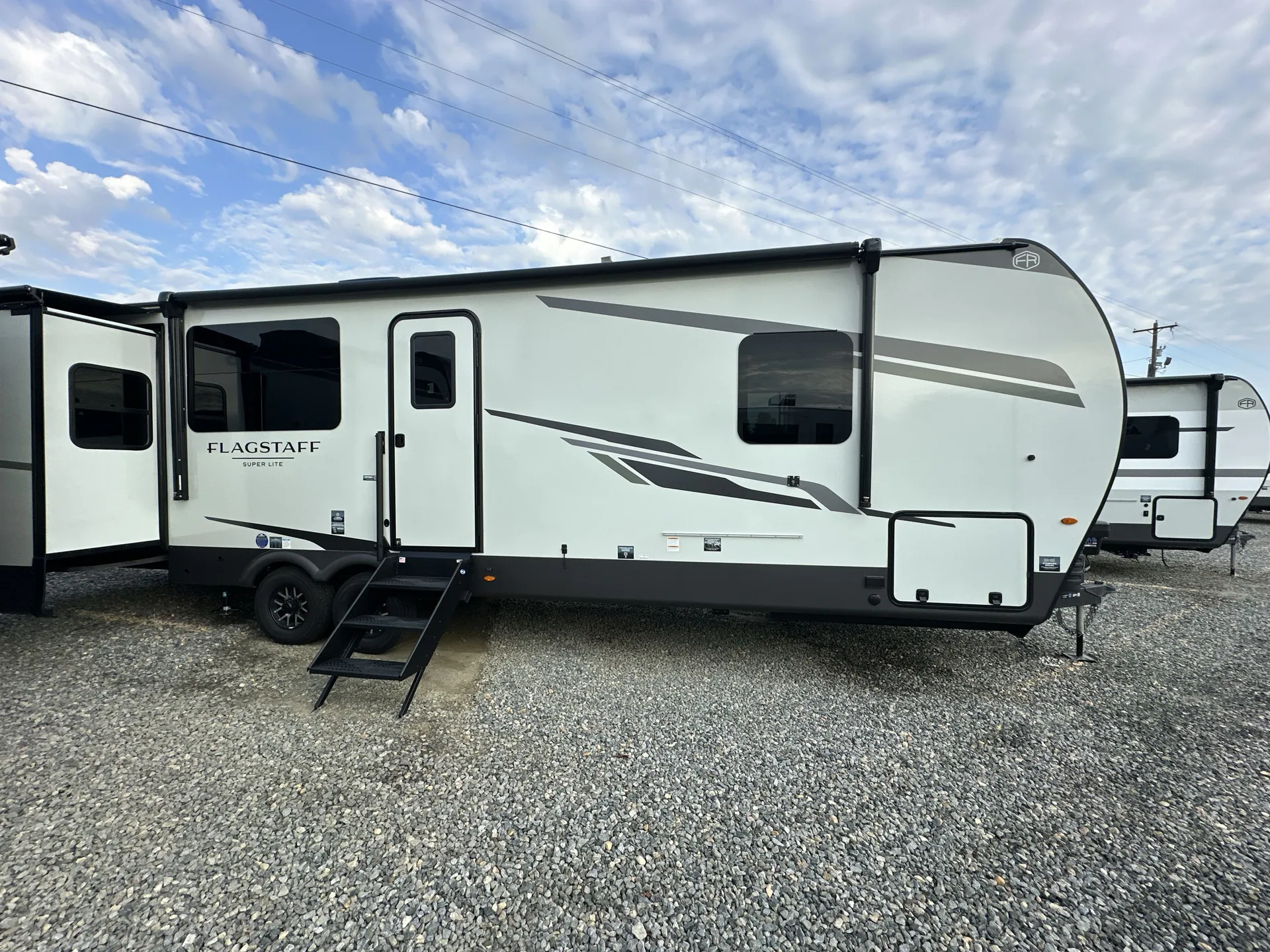 2027 Forest River Flagstaff Super Lite 29FBRL
