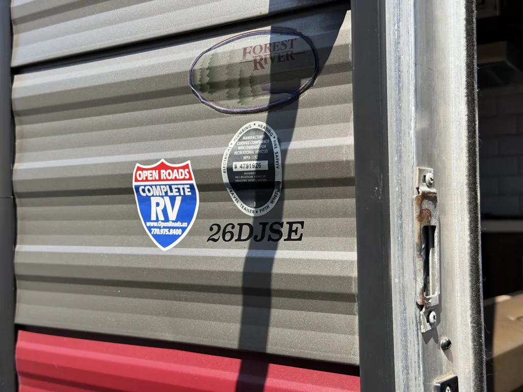 2018 Forest River Cherokee Grey Wolf 26DJSE — Photo 5