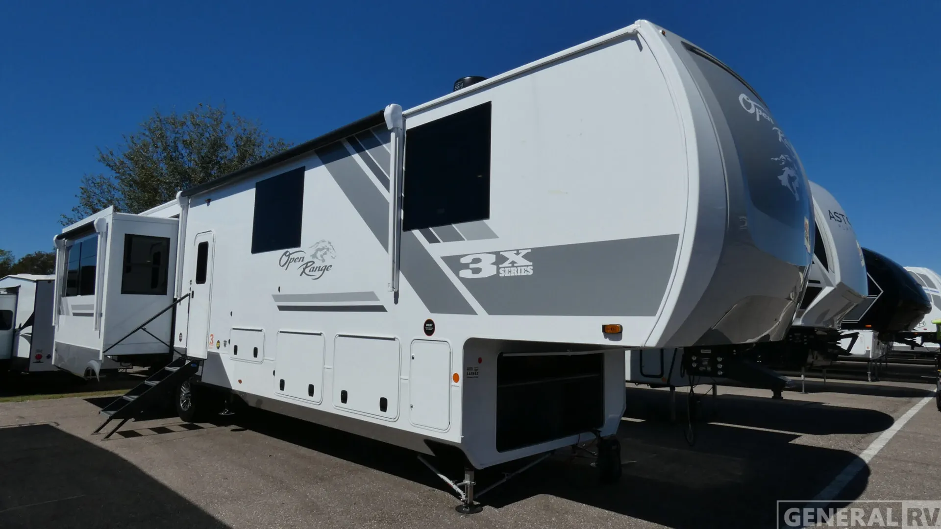2026 Highland Ridge Open Range 3X 3X 372MBH - Photo 2