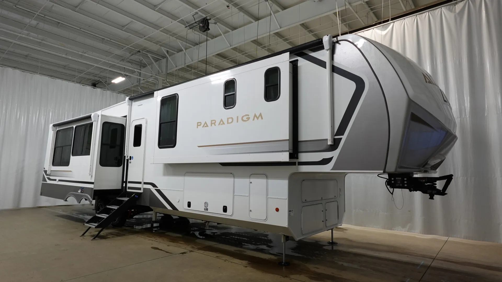 2026 Alliance RV Paradigm 382RK - Photo 2