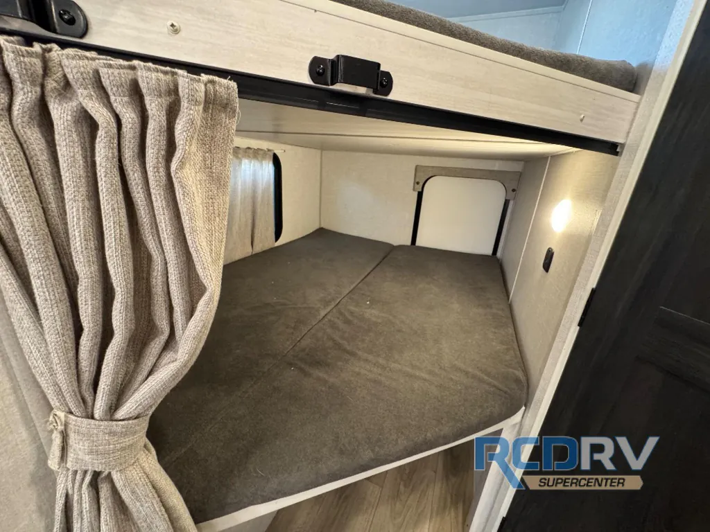 2025 Forest River Surveyor Legend 260BHLE, Photos photo 23