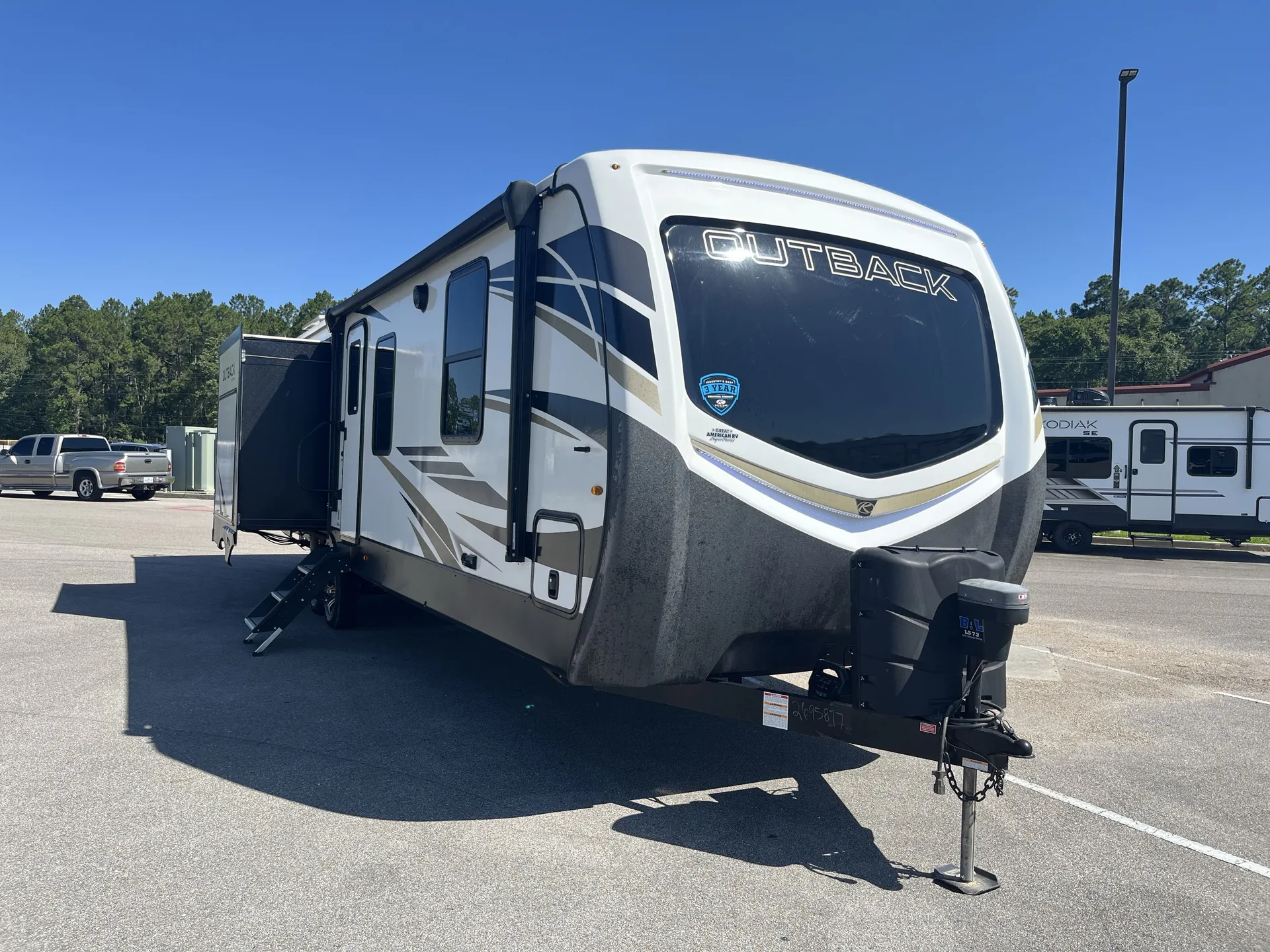 2022 Keystone Outback 332ML - Photo 2