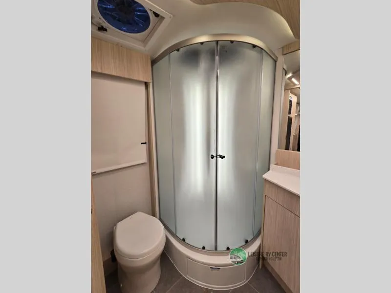 2026 Leisure Travel Vans Wonder 24MBL - Photo 3
