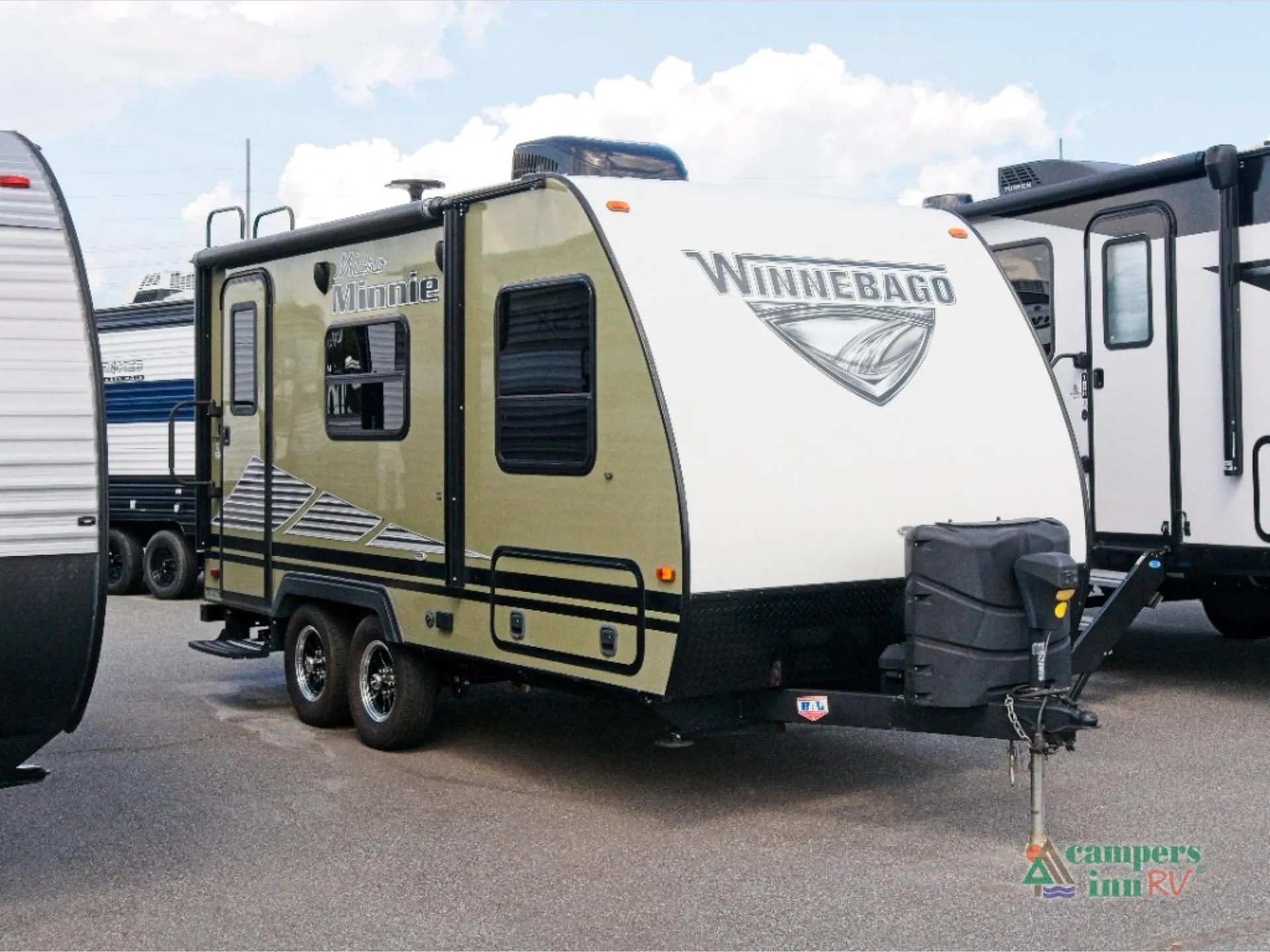 2019 Winnebago Micro Minnie 1706FB - Photo 2