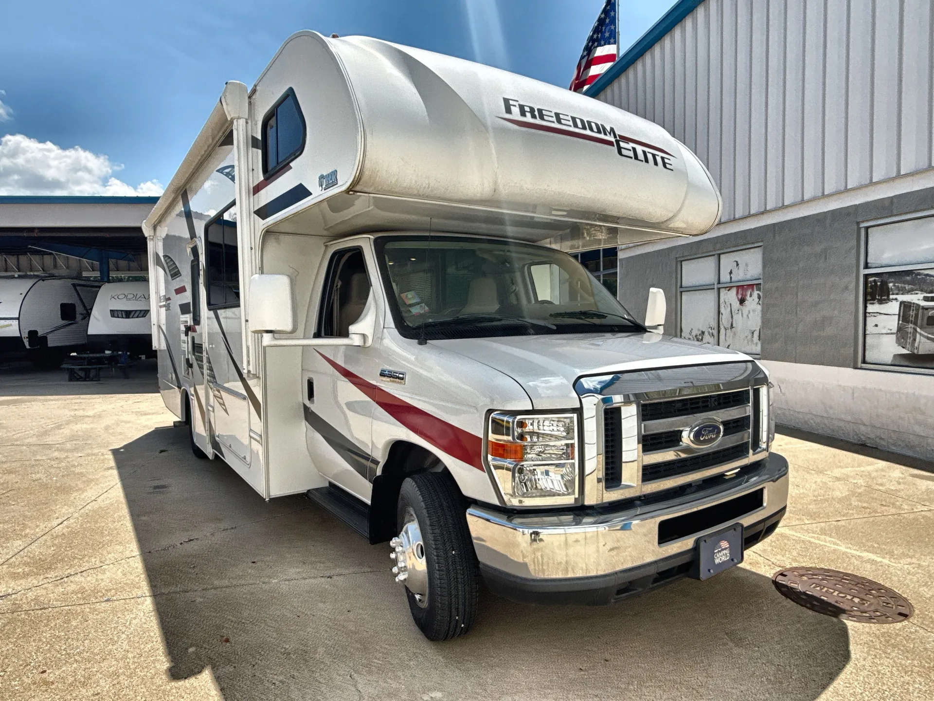 2019 Thor Motor Coach Freedom Elite 26HE - Photo 2