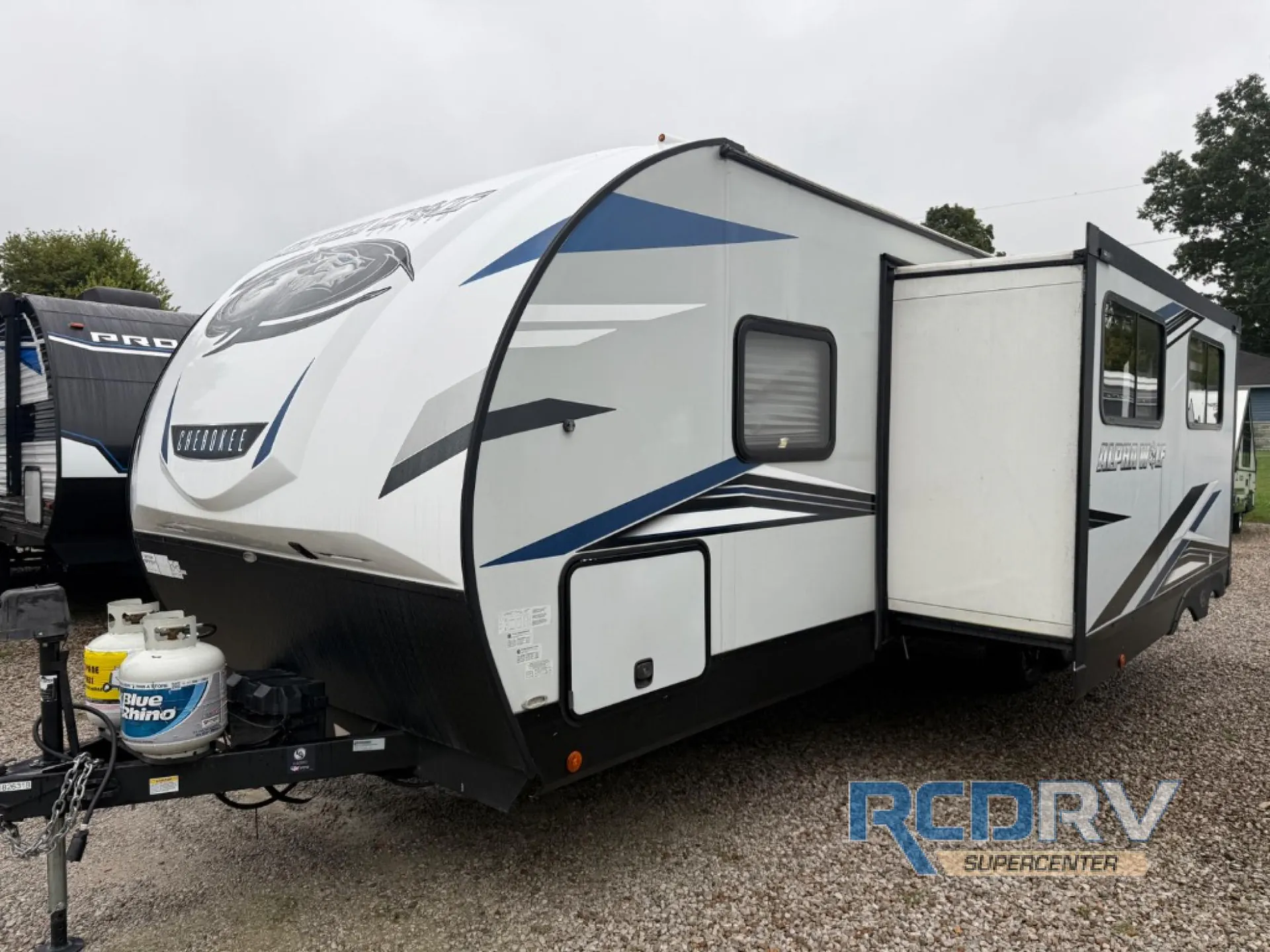 2021 Forest River Cherokee Alpha Wolf 26DBH-L - Photo 4
