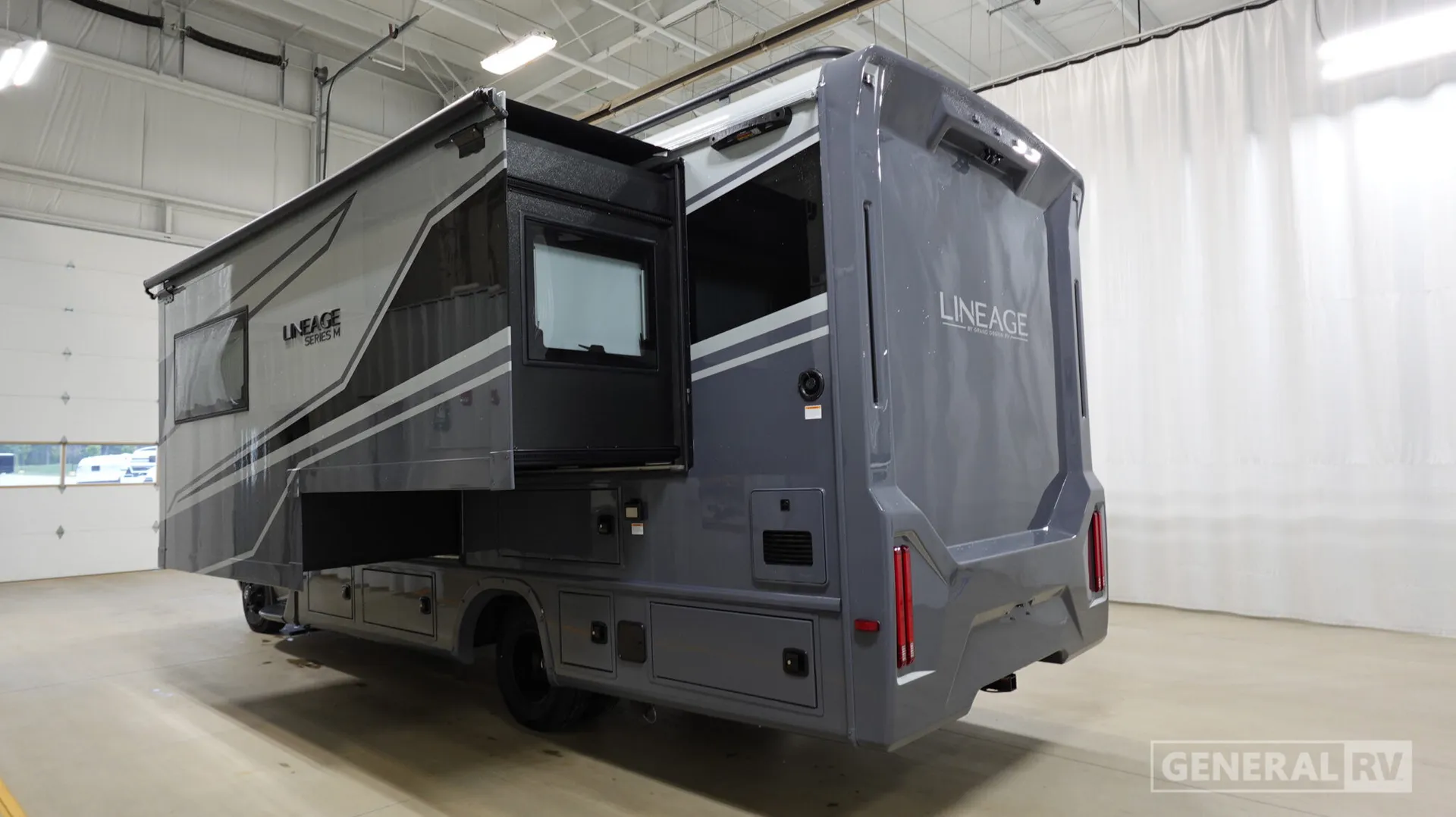 2026 Grand Design Lineage Series M 25FW - Photo 4