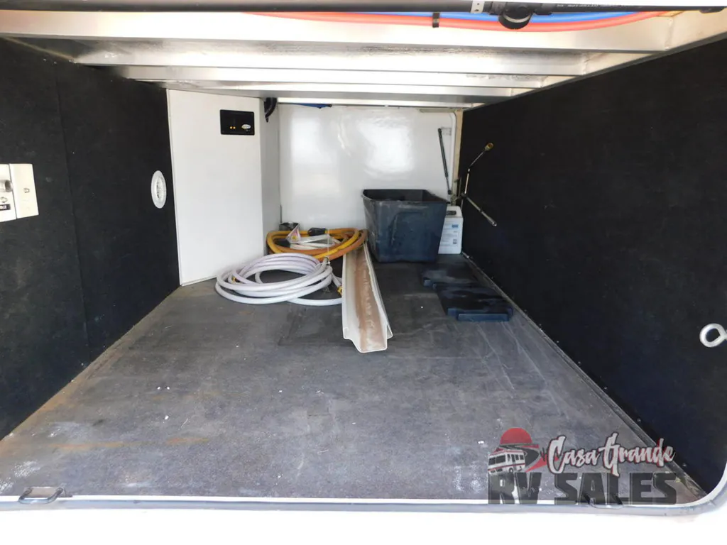 2012 Keystone Montana 3100RL, Photos photo 17