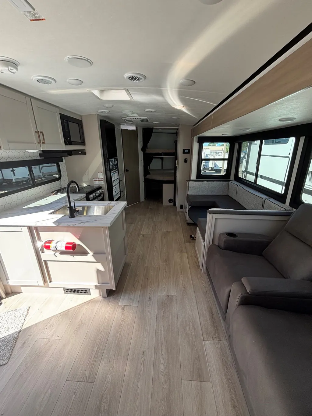 2027 Jayco Jay Feather 29BHB, Photos photo 5