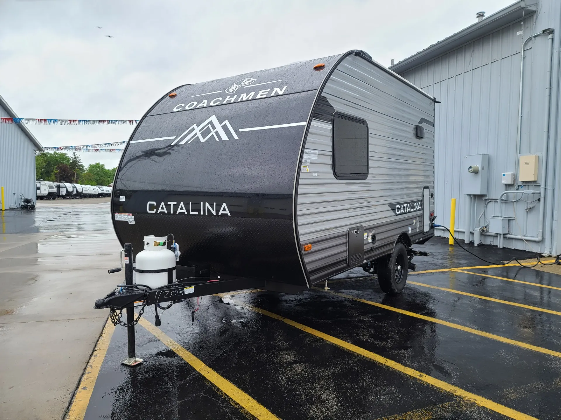 2025 Coachmen Catalina Summit Series 7 134RKX - Photo 4