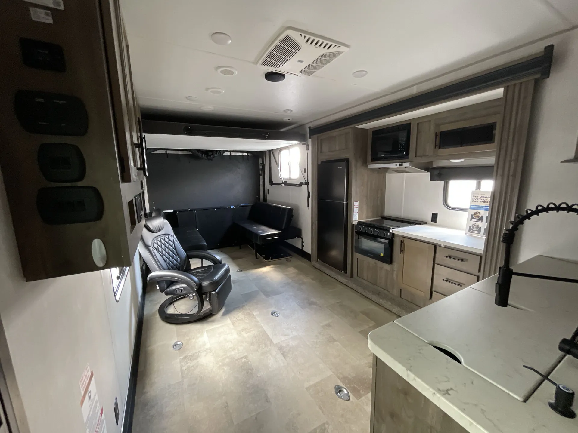 2021 Forest River Vengeance Rogue 26V — living area main