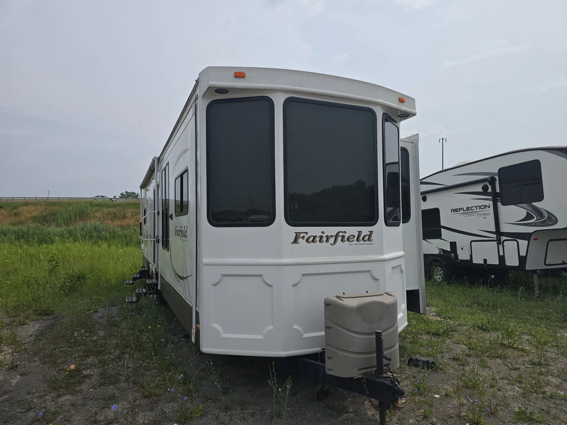 2014 Heartland Fairfield 404 FL - Photo 2