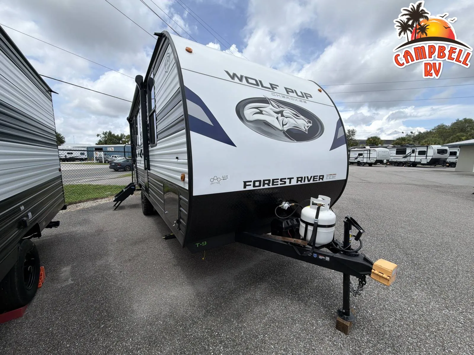 2027 Forest River Cherokee Wolf Pup 17SC - Photo 4