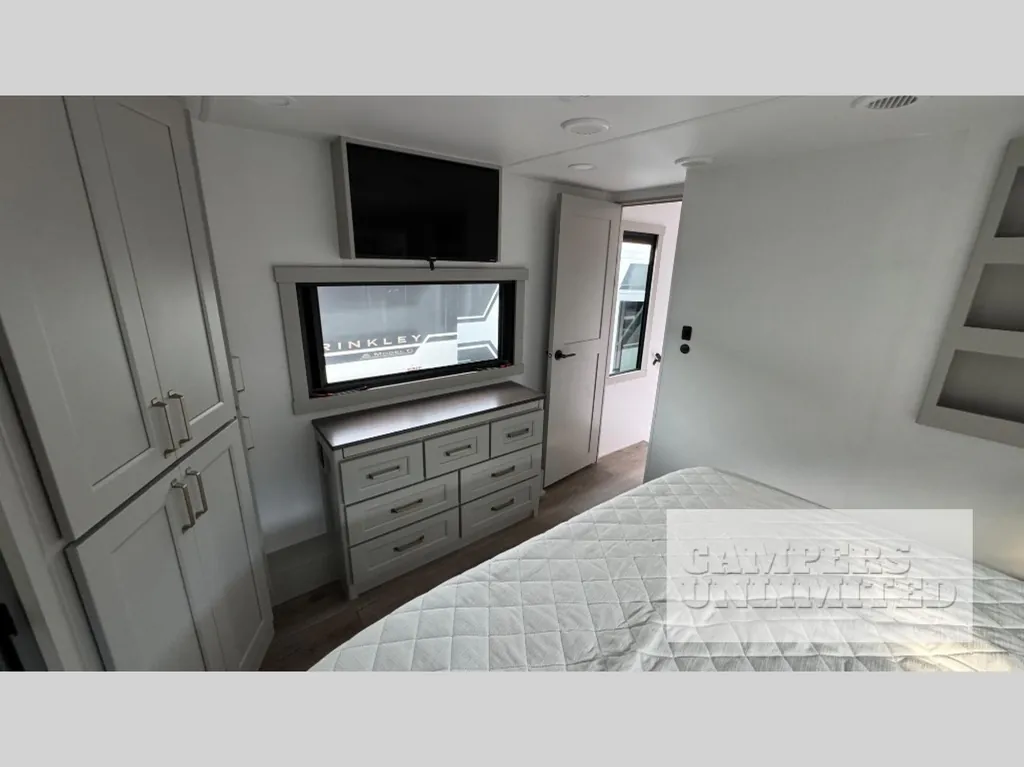 2026 Brinkley Model G 3950, Photos photo 26