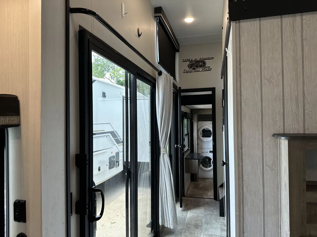 2025 Forest River Puma Vista 403LFT, Photos photo 24