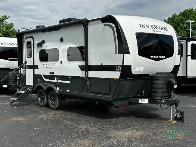 2026 Forest River Rockwood Mini Lite 2109S - Photo 2