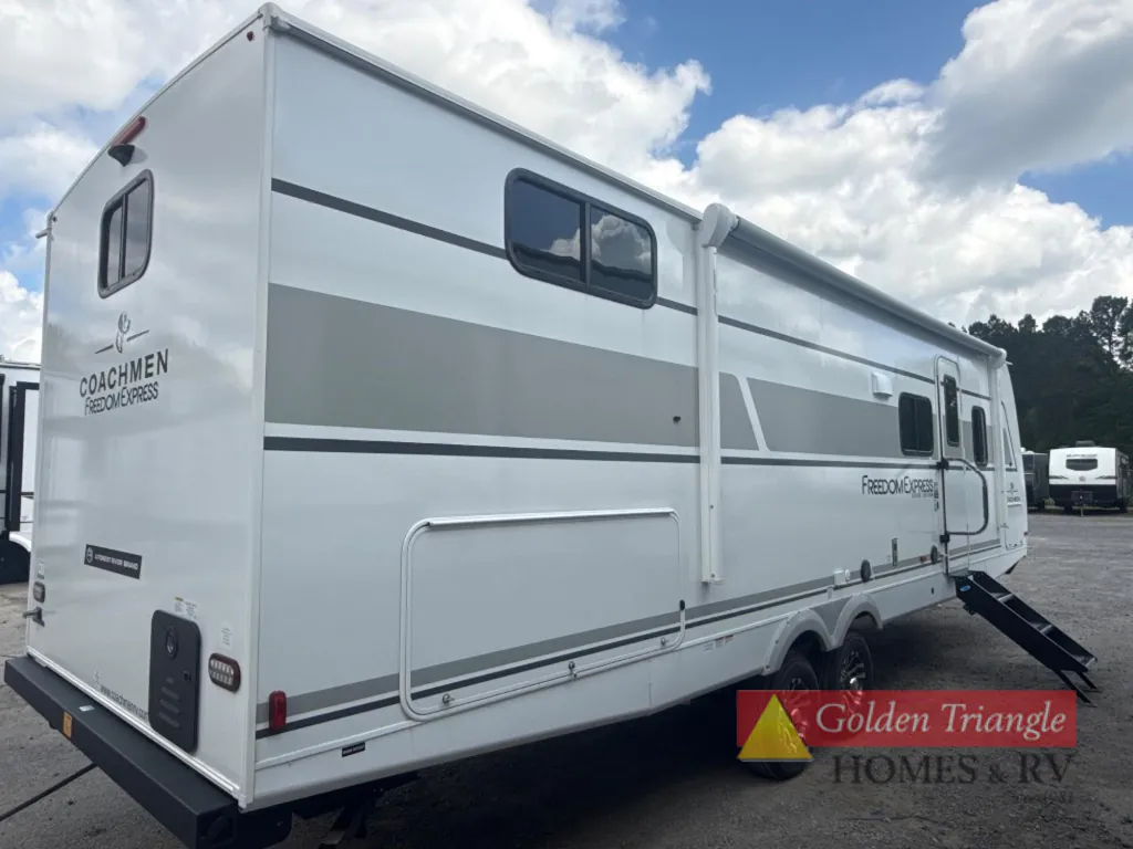 2026 Coachmen Freedom Express Select 30SE, Photos photo 44