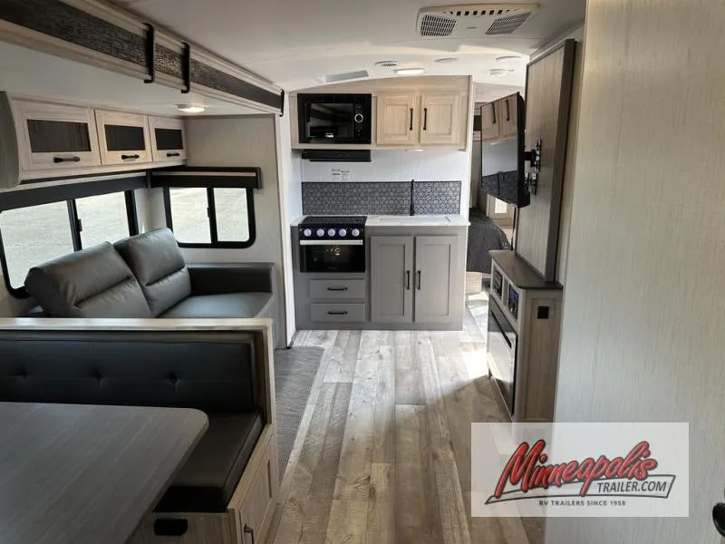 2022 Heartland Sundance Ultra Lite 294BH - Photo 2