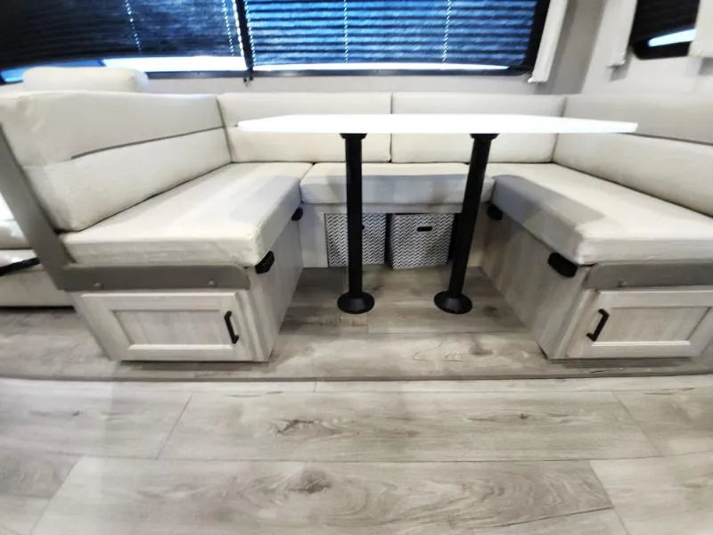 2026 Coachmen Catalina Legacy Edition 273DBHCK, Photos photo 15