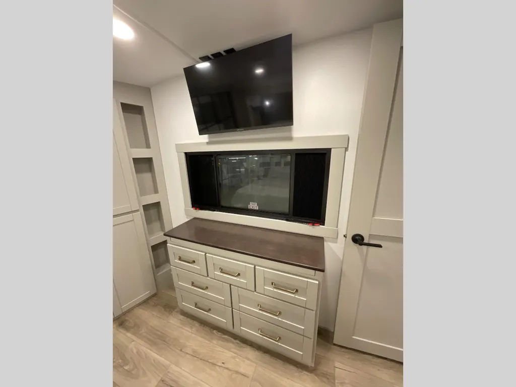 2026 Brinkley Model Z 3515, Photos photo 28