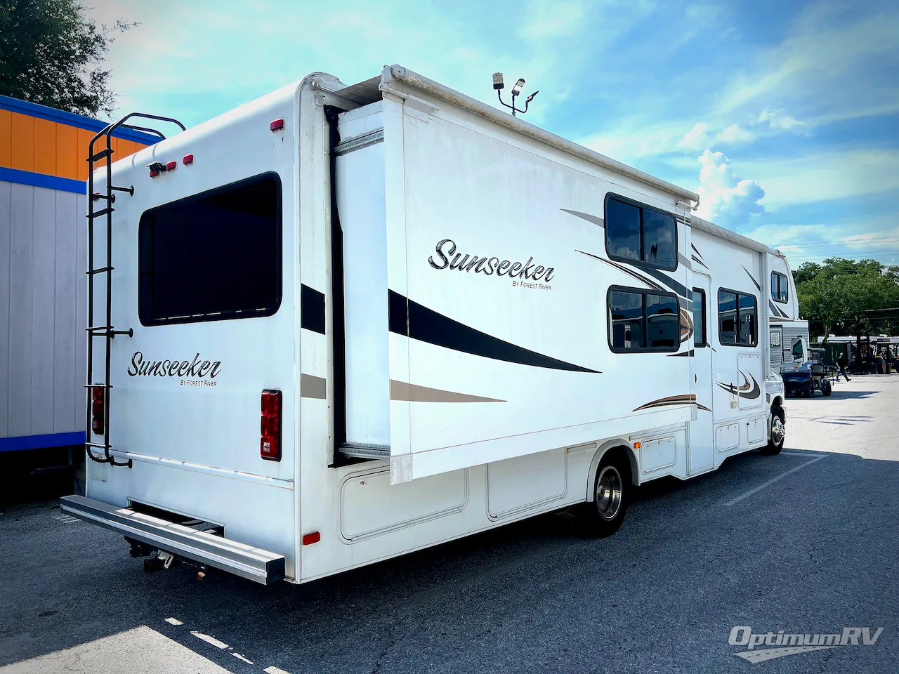 2015 Forest River Sunseeker 3170DS - Photo 4
