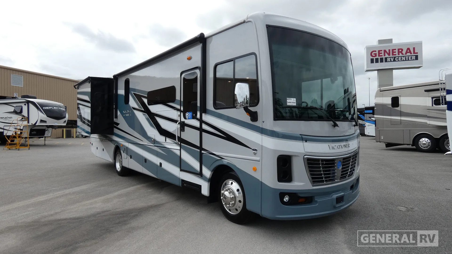 2026 Holiday Rambler Vacationer 35K - Photo 2