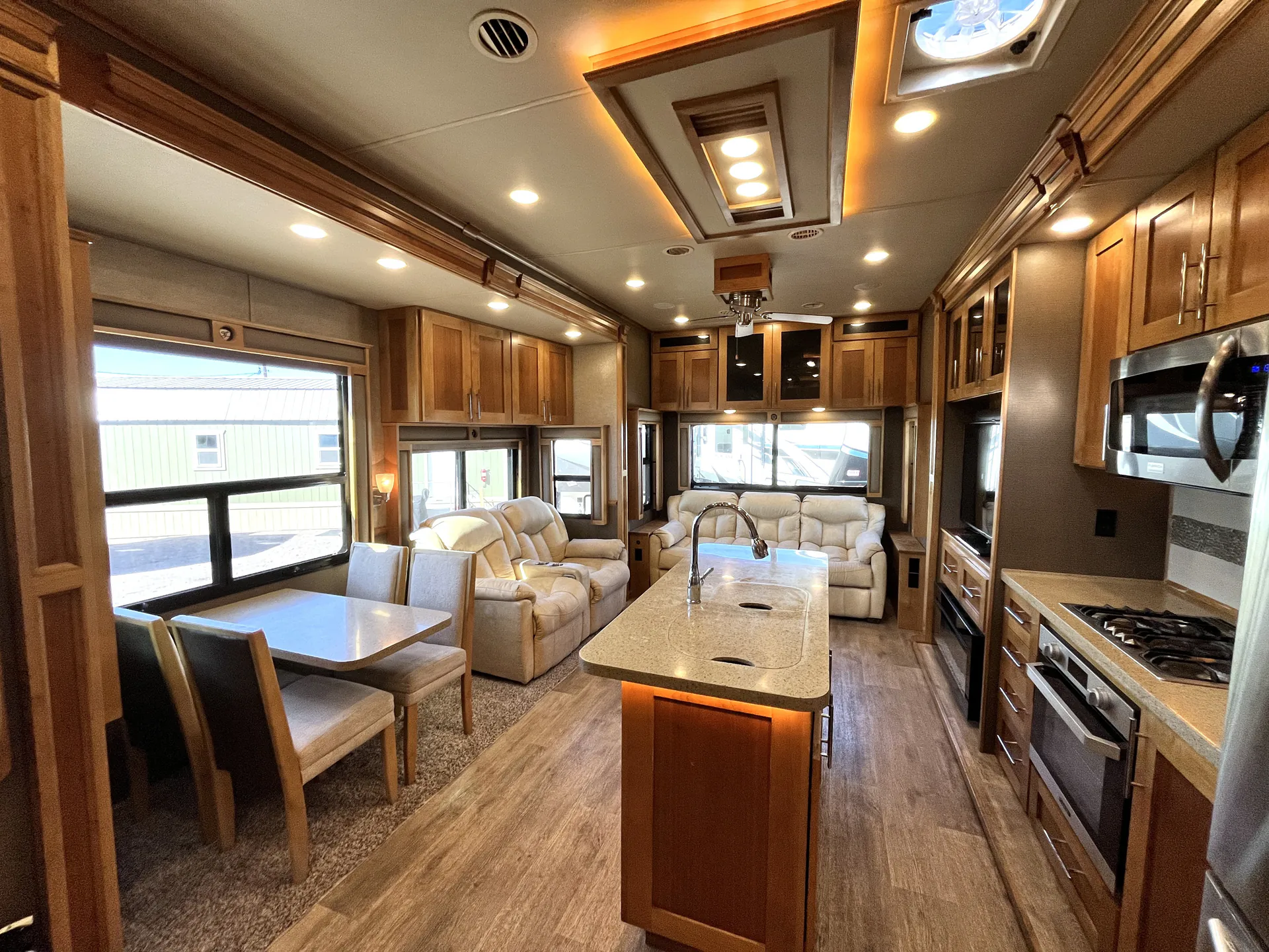 2018 Vanleigh Vilano 370GB - Photo 3