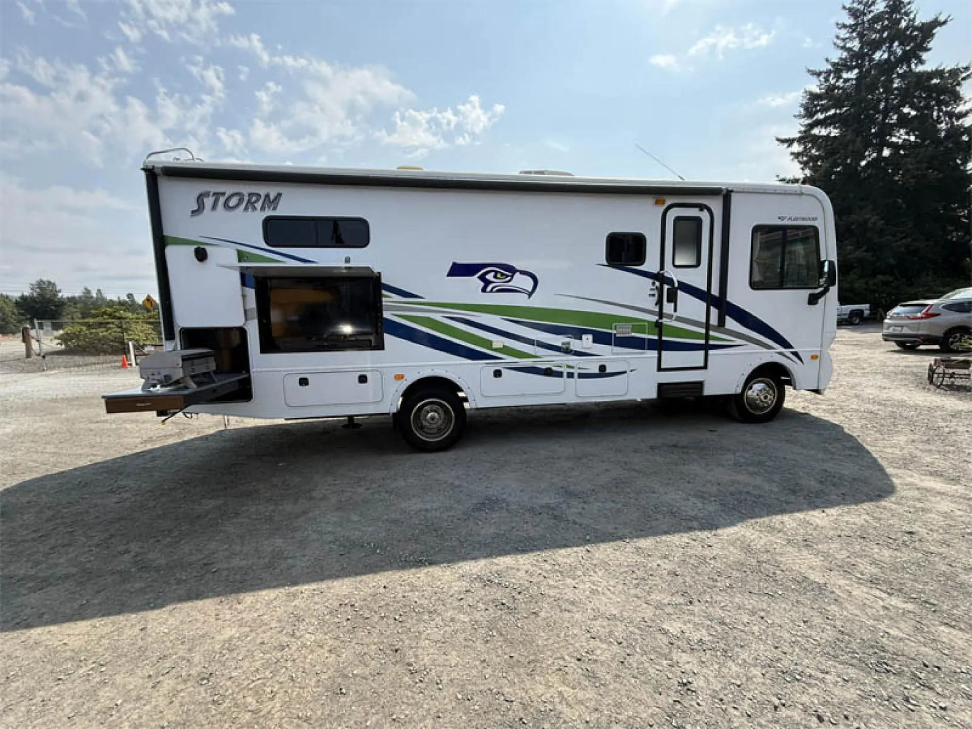 2015 Fleetwood Storm 28MS - Photo 2