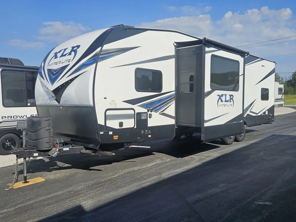 2019 Forest River XLR Hyperlite 28HFX, Photos photo 2