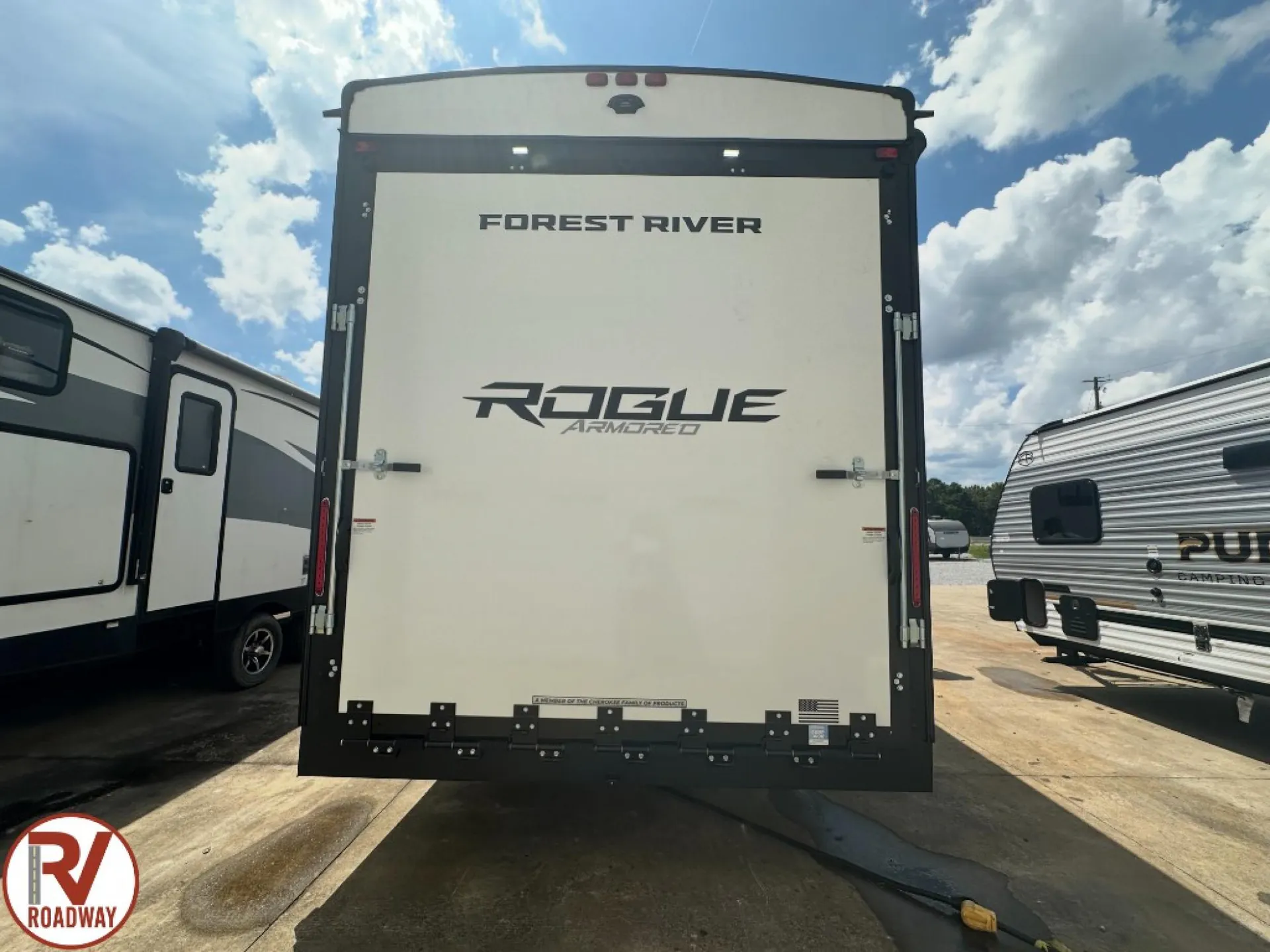 2026 Forest River Vengeance Rogue Armored 391T145 - Photo 2