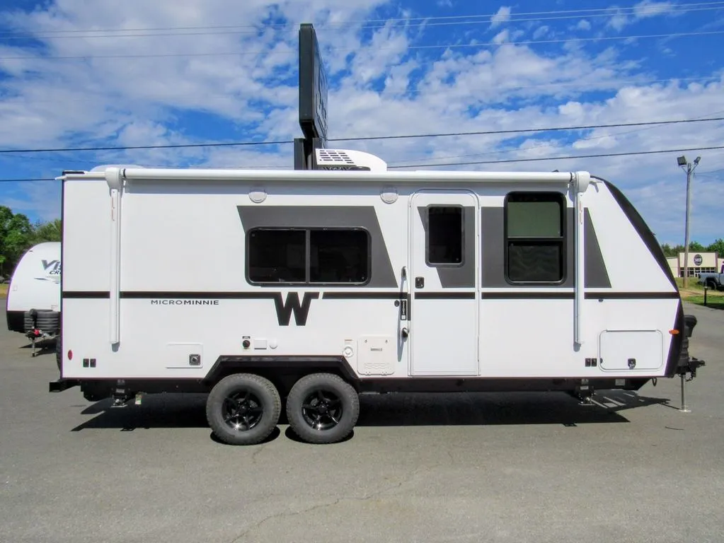 2026 Winnebago Micro Minnie 2200MBH - Photo 2