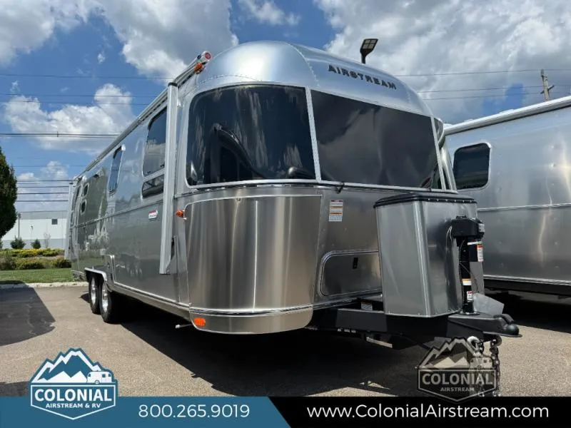 2026 Airstream International 27FB - Photo 2