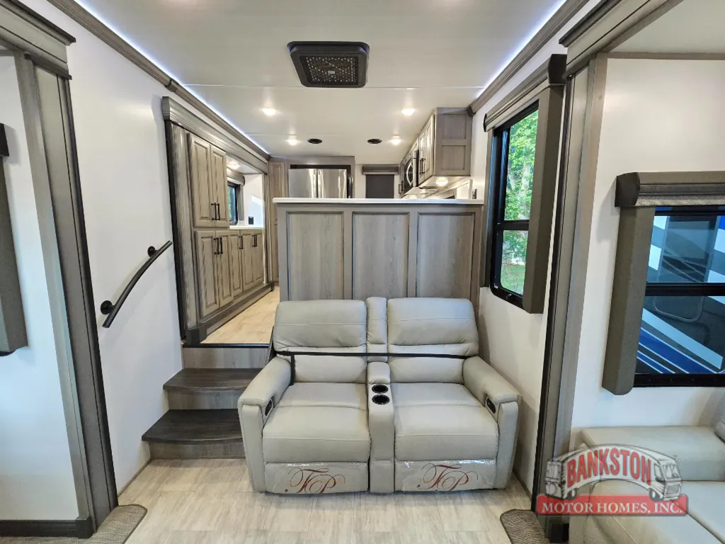 2023 Keystone Montana 3901RK, Photos photo 22