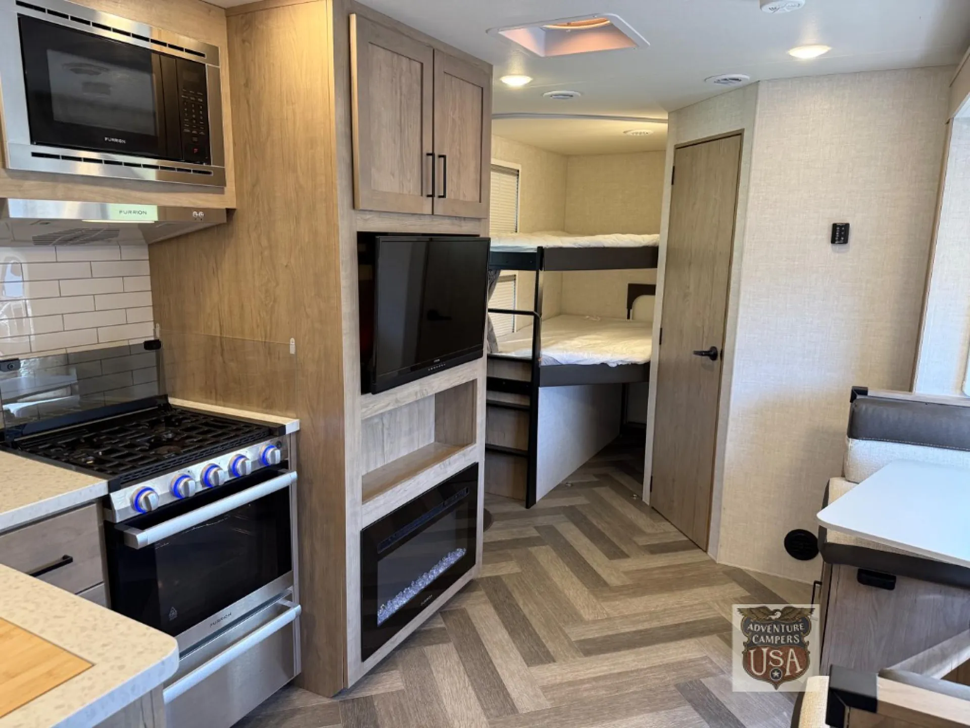 2023 Ember RV Touring Edition 24BH - Photo 3