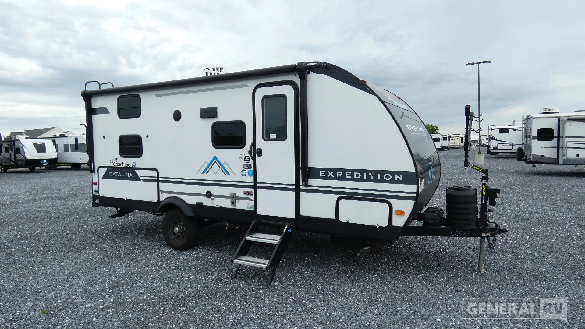 2024 Coachmen Catalina Expedition 192BHS - Photo 2