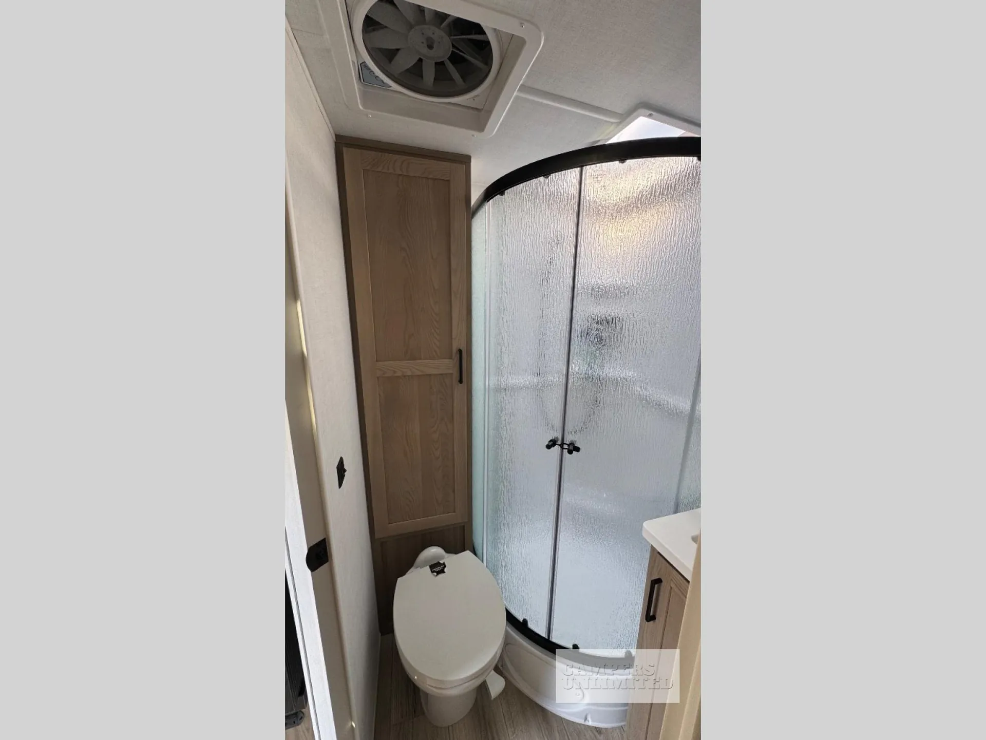 2027 Forest River Rockwood Mini Lite 2109S - Photo 4