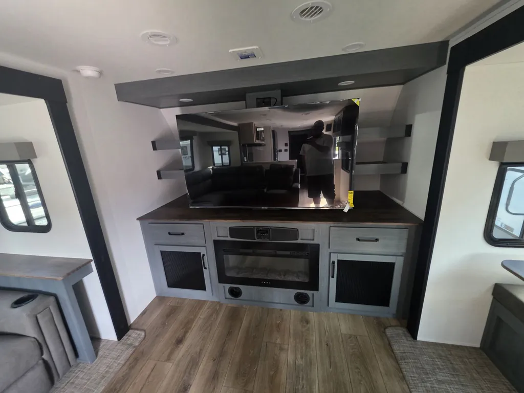 2027 Forest River Solaire 3300FLBS, Photos photo 12