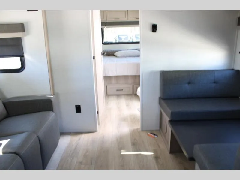 2026 Forest River Rockwood Mini Lite 2515S - Photo 3
