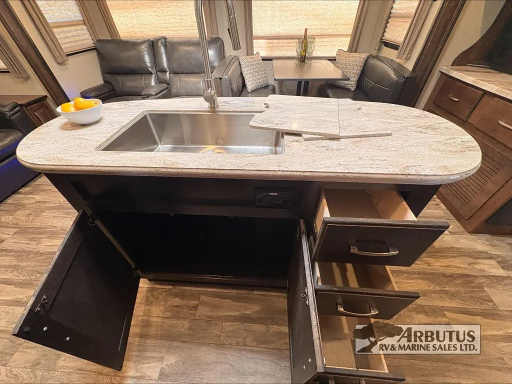 2019 Grand Design Reflection 297RSTS, Photos photo 22