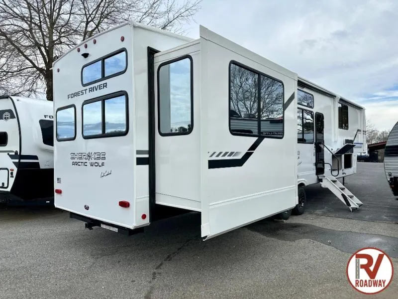 2026 Forest River Cherokee Arctic Wolf 38LEAHG - Photo 4