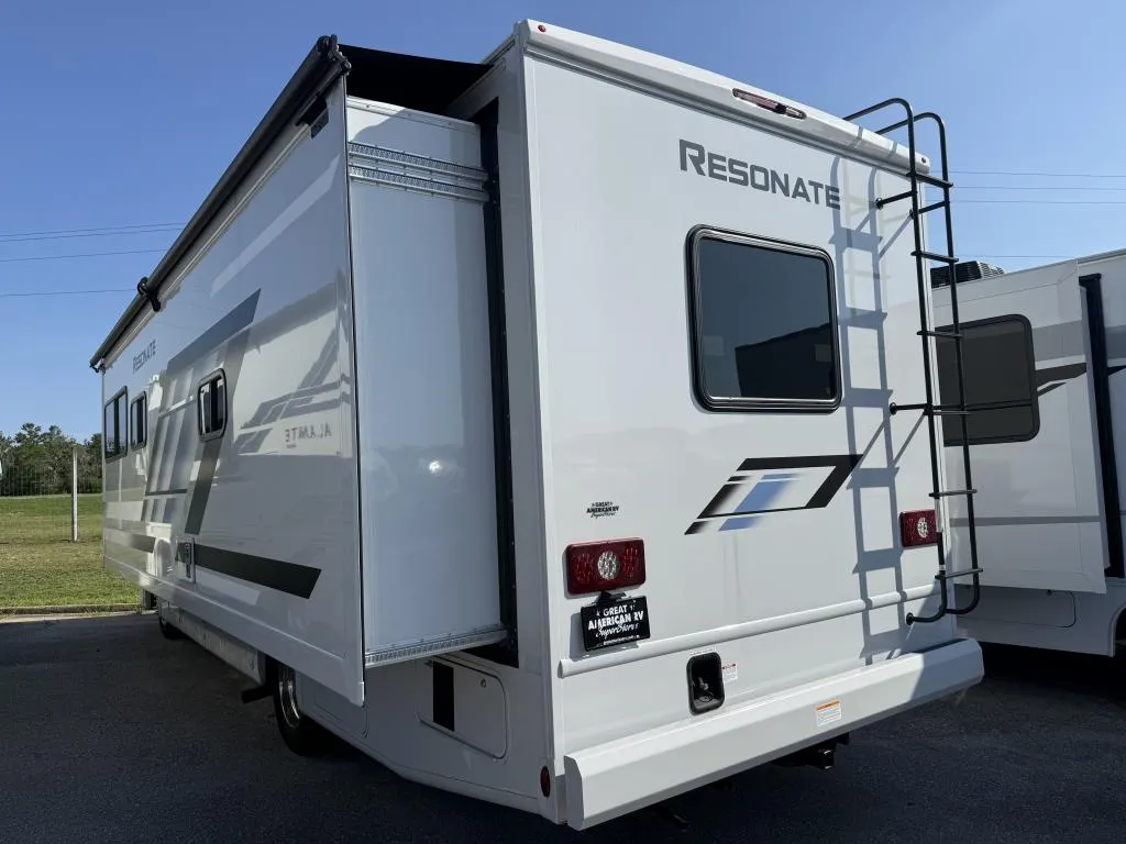 2026 Thor Motor Coach Resonate 29D - Photo 4