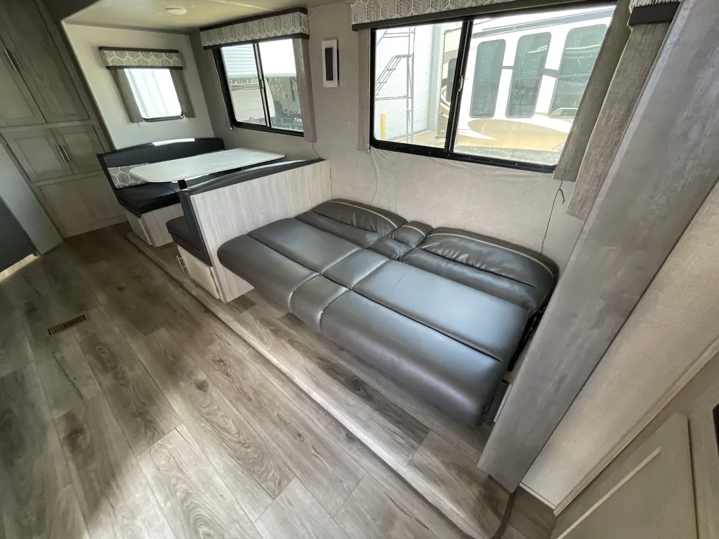 2023 Coachmen Catalina Legacy Edition 243RBS, Photos photo 17