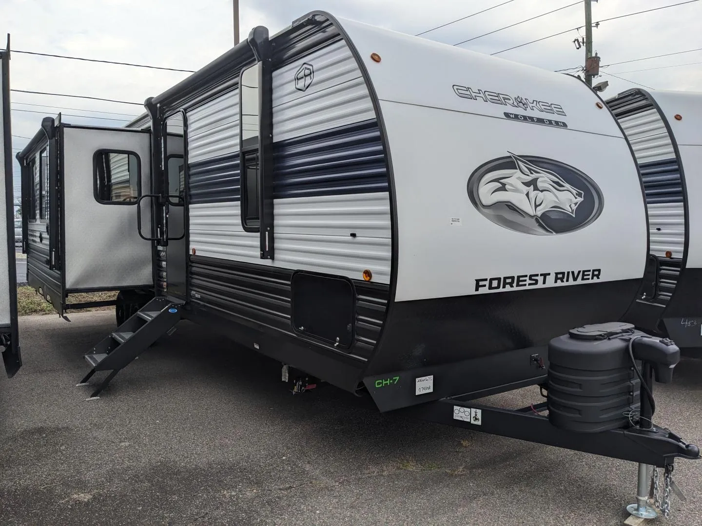 2025 Forest River Cherokee 274WK - Photo 2