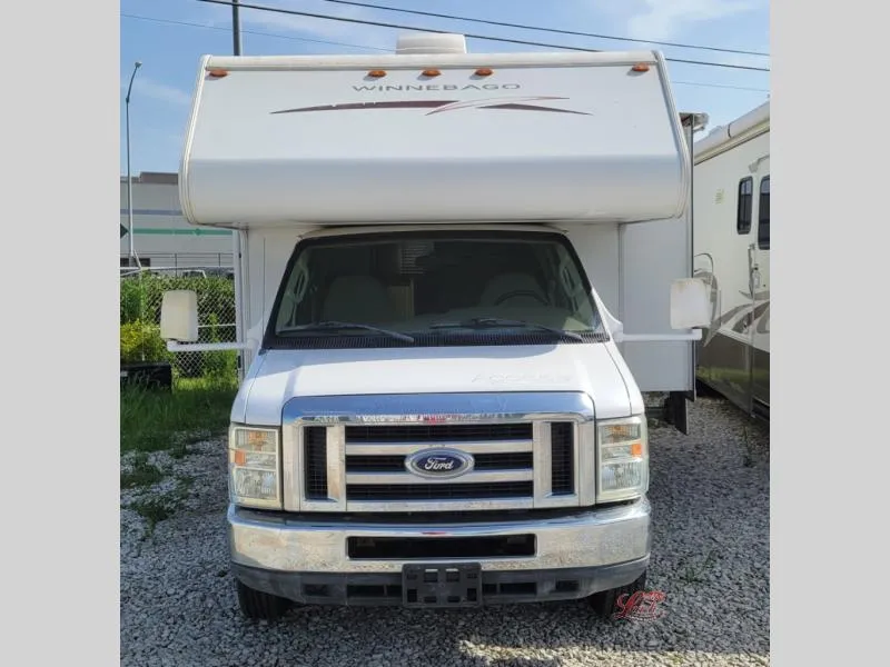 2008 Winnebago Access 31J - Main photo